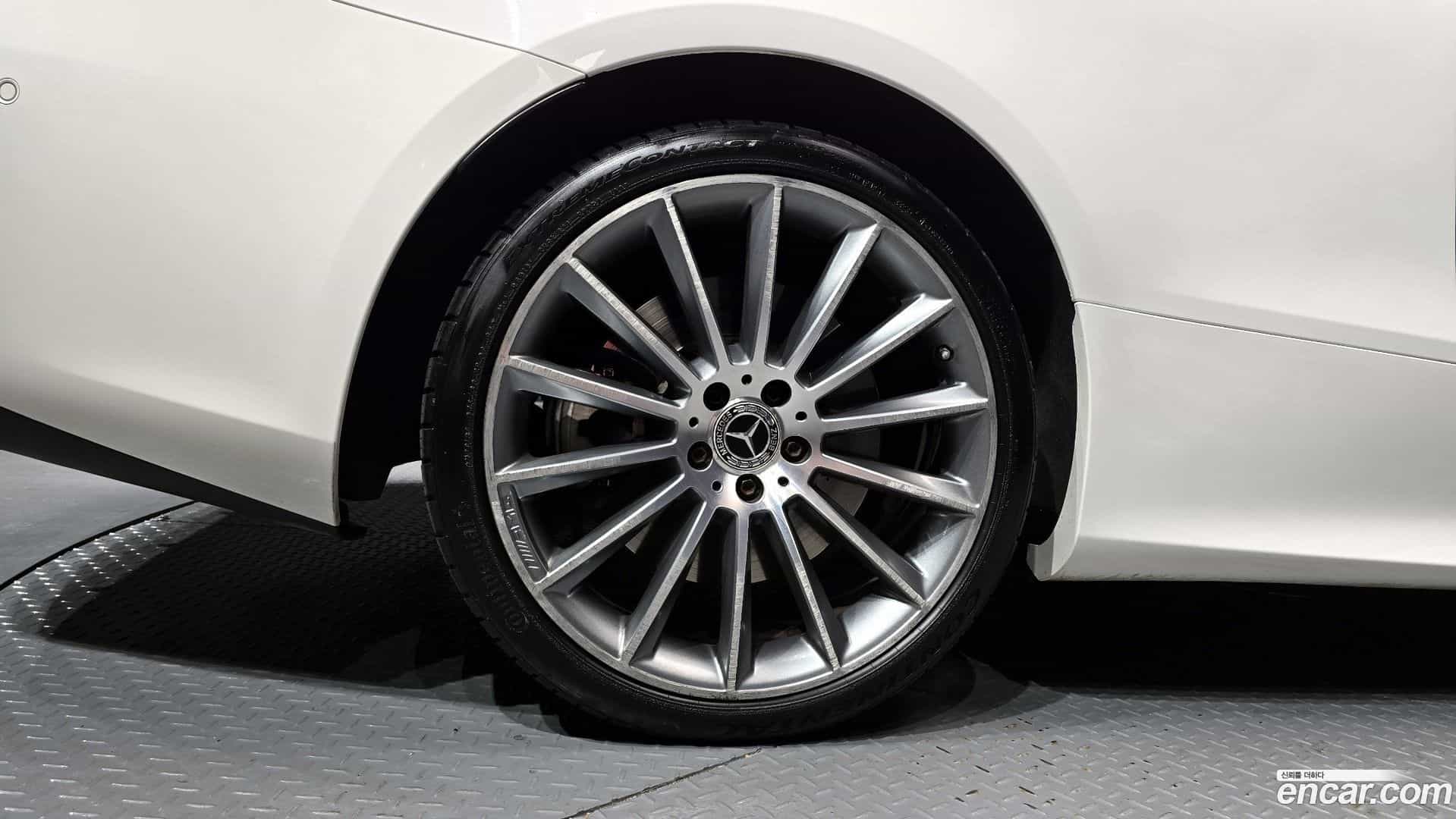 E-Class Mercedes-Benz 2019.7-OUTER-005