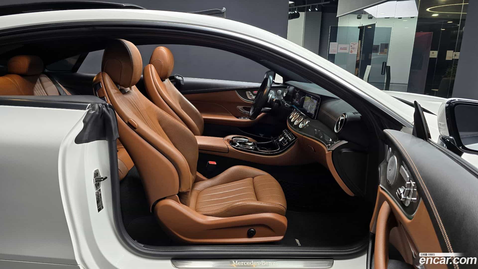 E-Class Mercedes-Benz 2019.7-INNER-010
