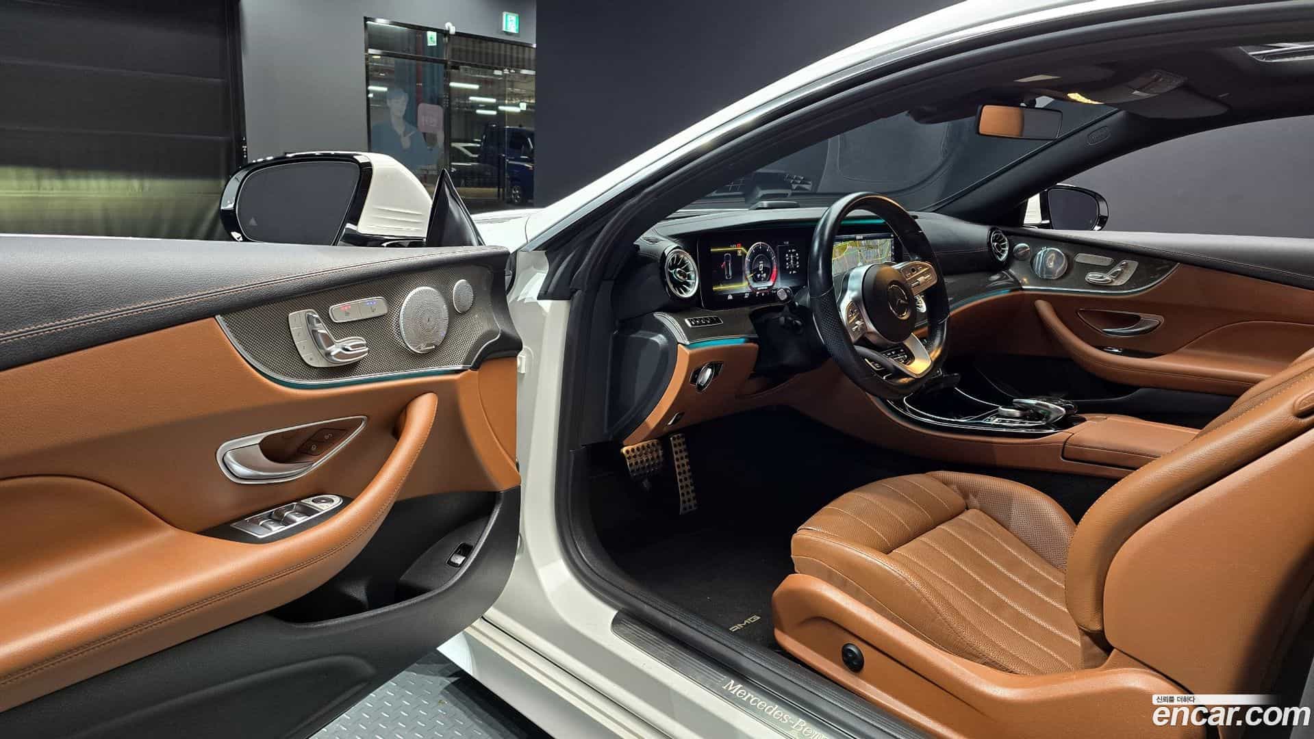 E-Class Mercedes-Benz 2019.7-OPTION-015