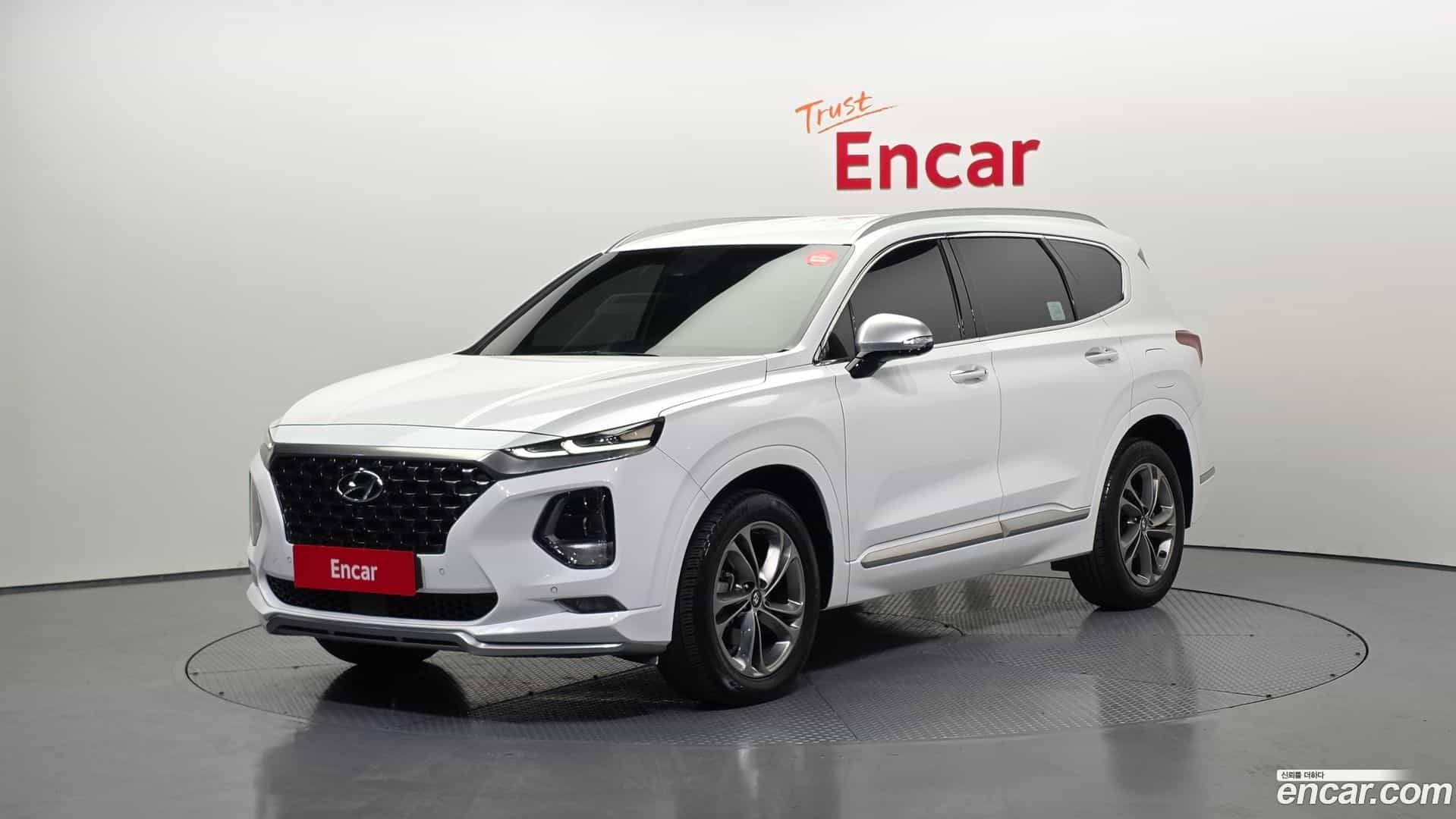 Santafe Hyundai 2018.8-OUTER-001