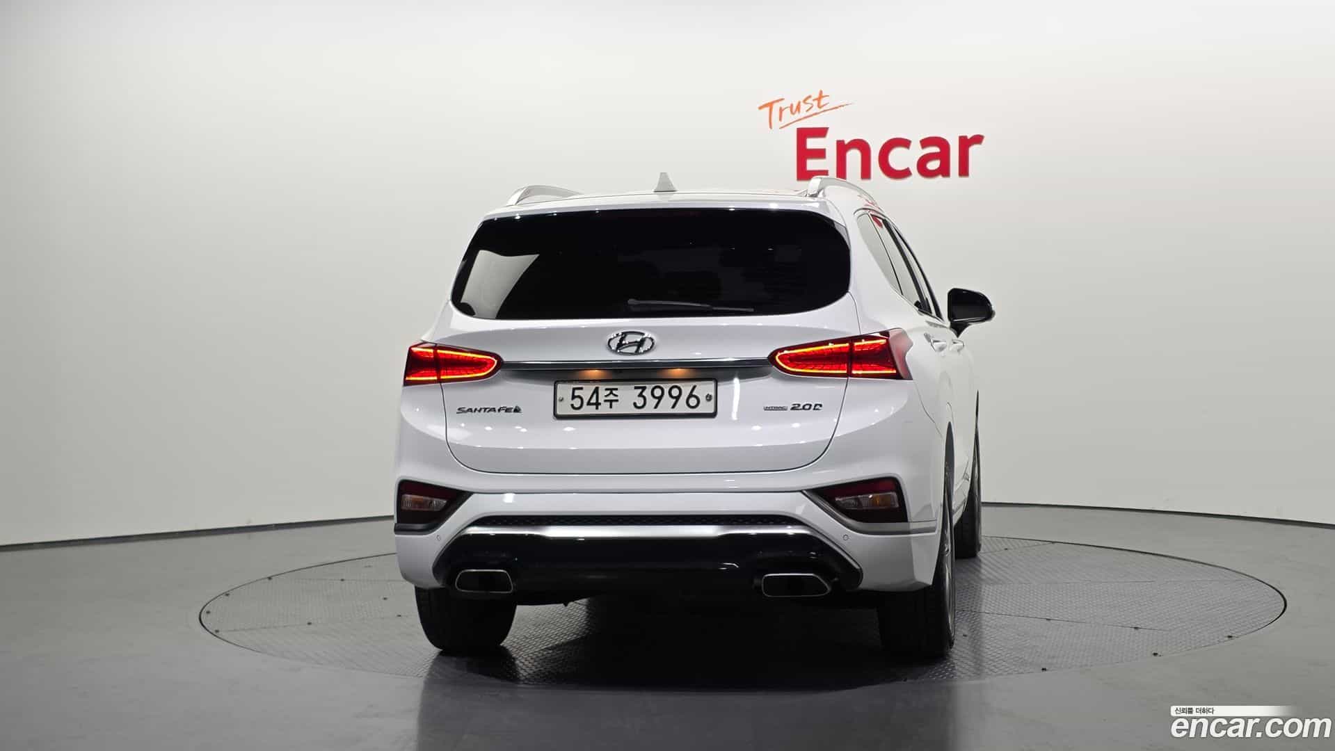 Santafe Hyundai 2018.8-OUTER-004