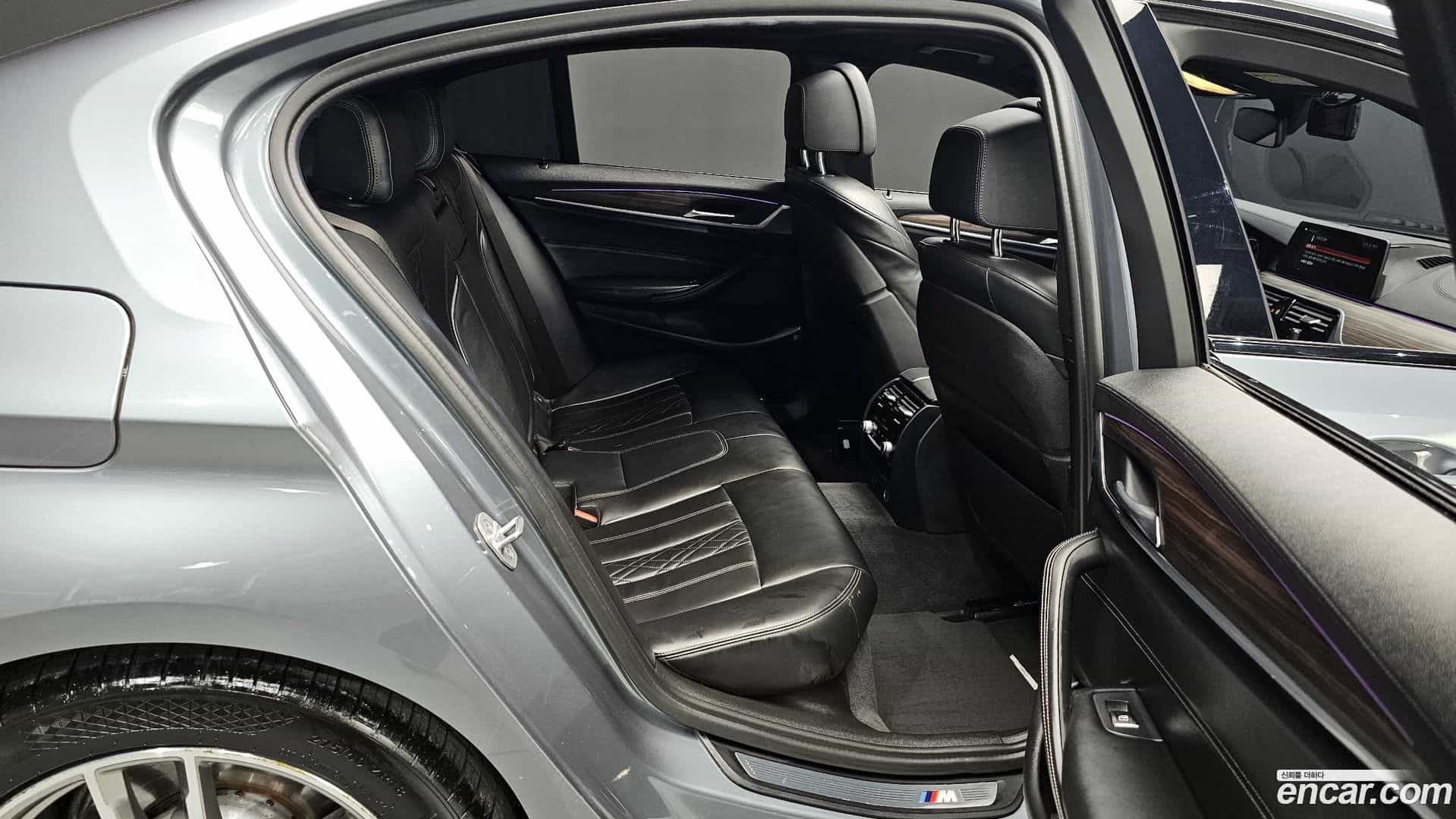 5-Series BMW 2017.4-OPTION-016