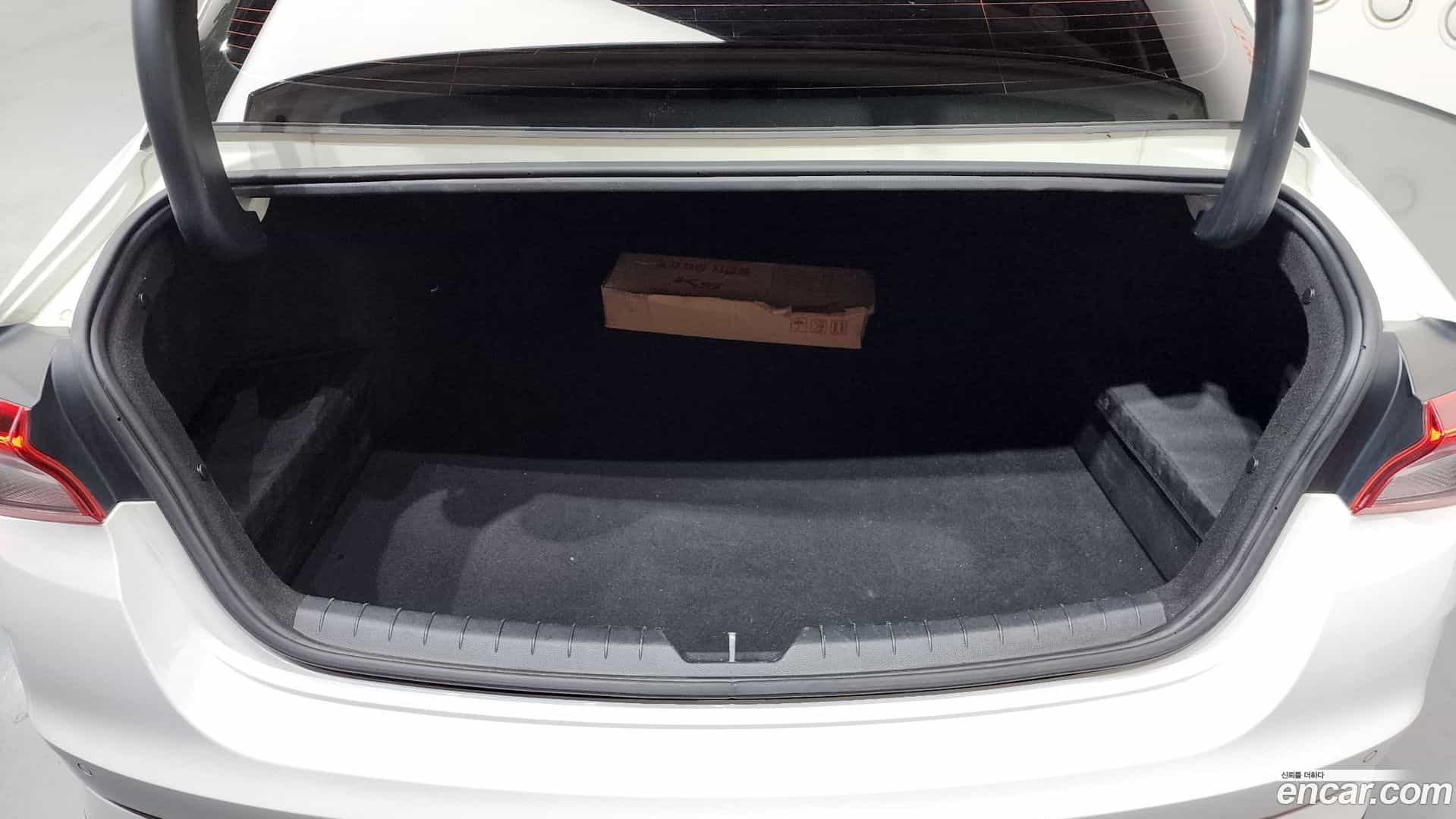 K5 Kia 2020.0-OPTION-024