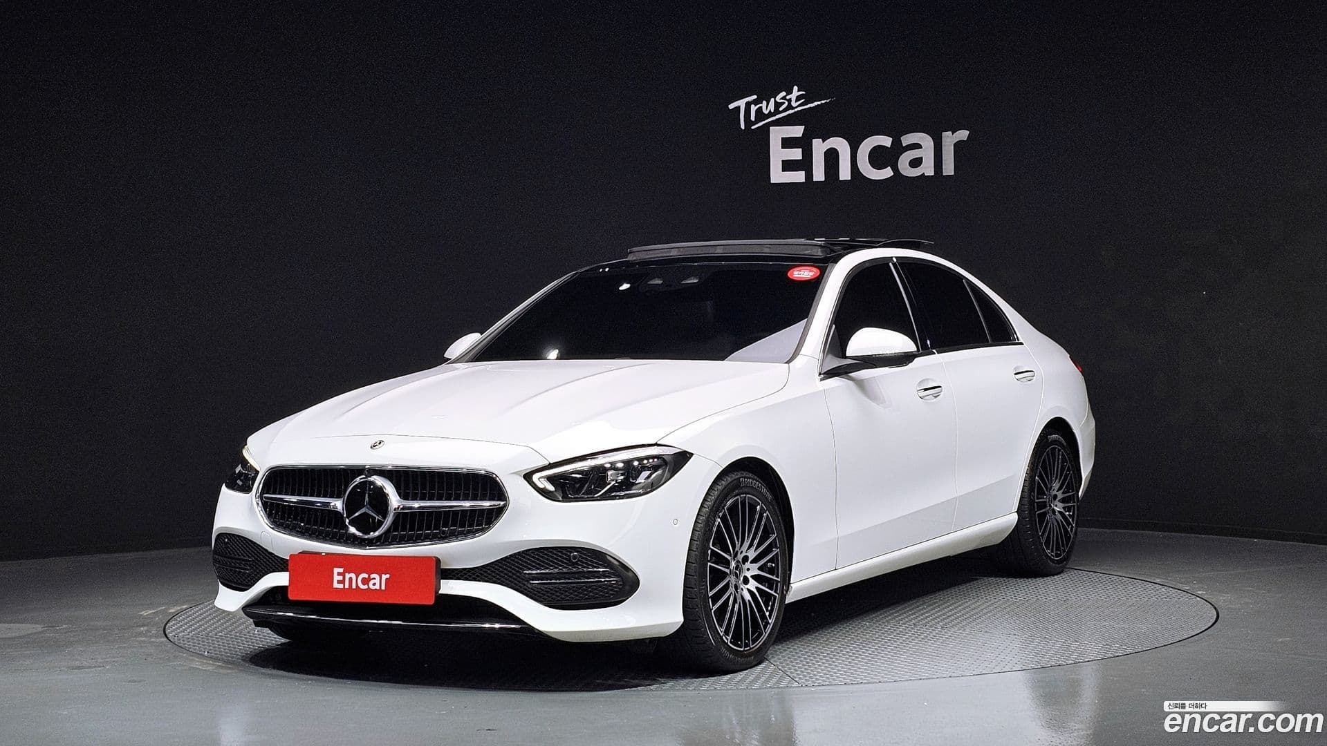 Main__Slider__Photo:C-Class Mercedes-Benz 2024.3-0