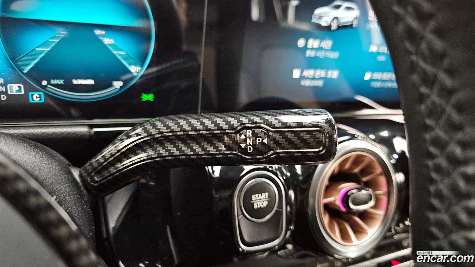 EQA Mercedes-Benz 2021.6-INNER-009