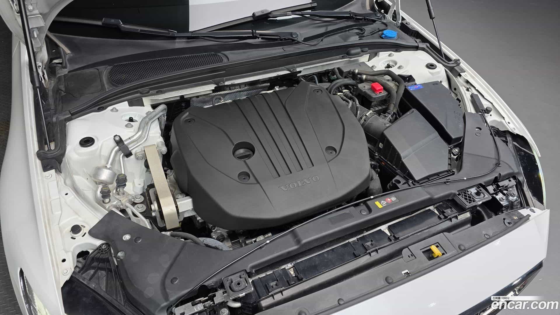 S60 Volvo 2022.0-INNER-006