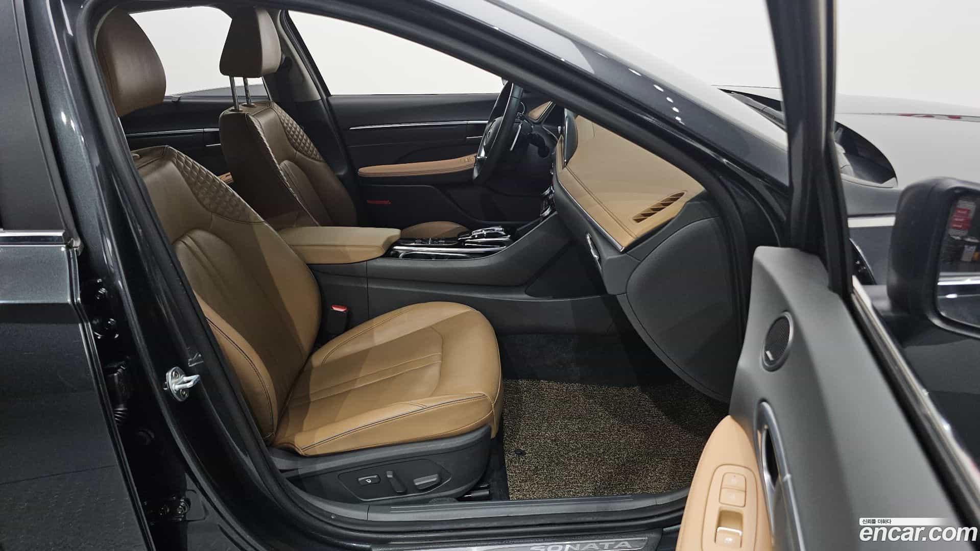 Sonata Hyundai 2019.4-INNER-010