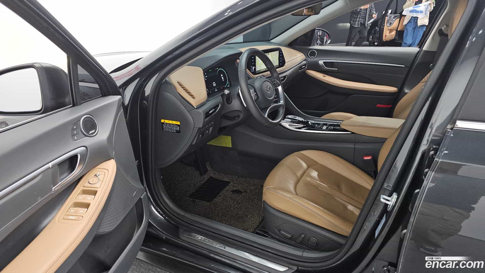 Sonata Hyundai 2019.4-OPTION-015