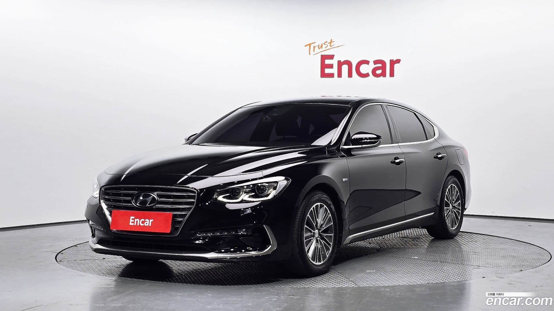Main__Slider__Photo:Grandeur Hyundai 2018.9-0