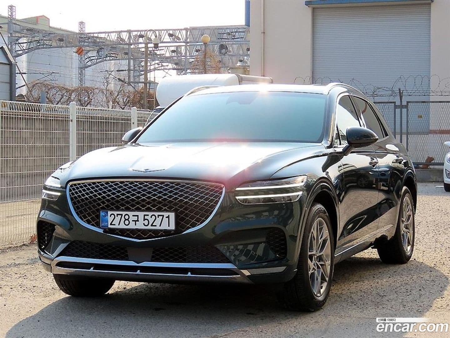 Main__Slider__Photo:GV70 Genesis 2021.3-0
