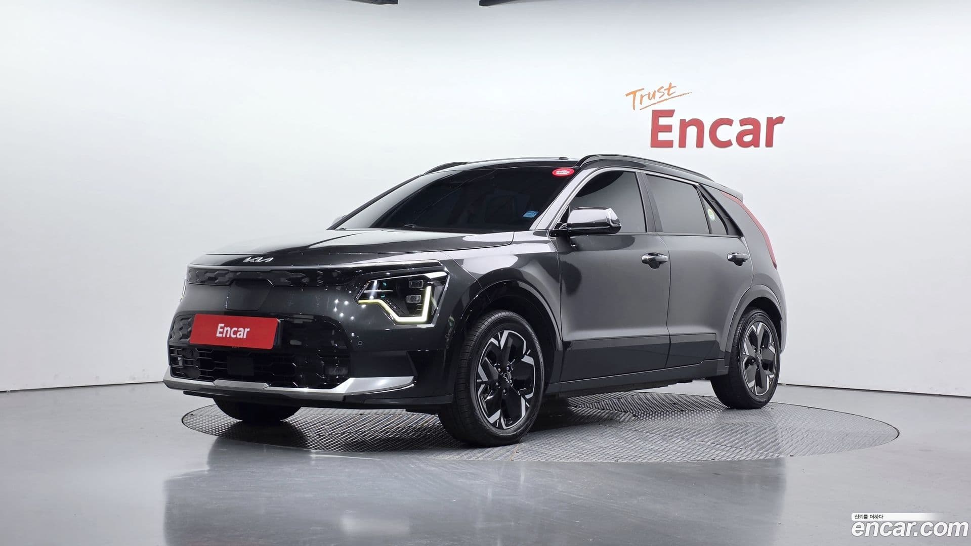 Main__Slider__Photo:Niro Kia 2023.2-0