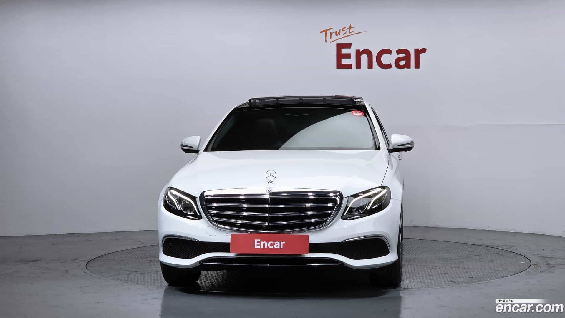 E-Class Mercedes-Benz 2019.3-OUTER-003