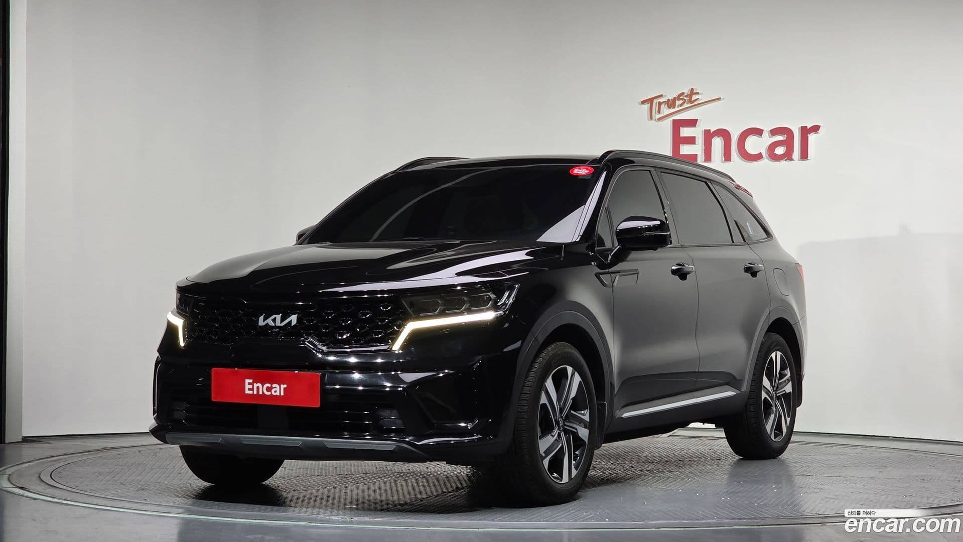 Main__Slider__Photo:Sorento Kia 2022.2-0