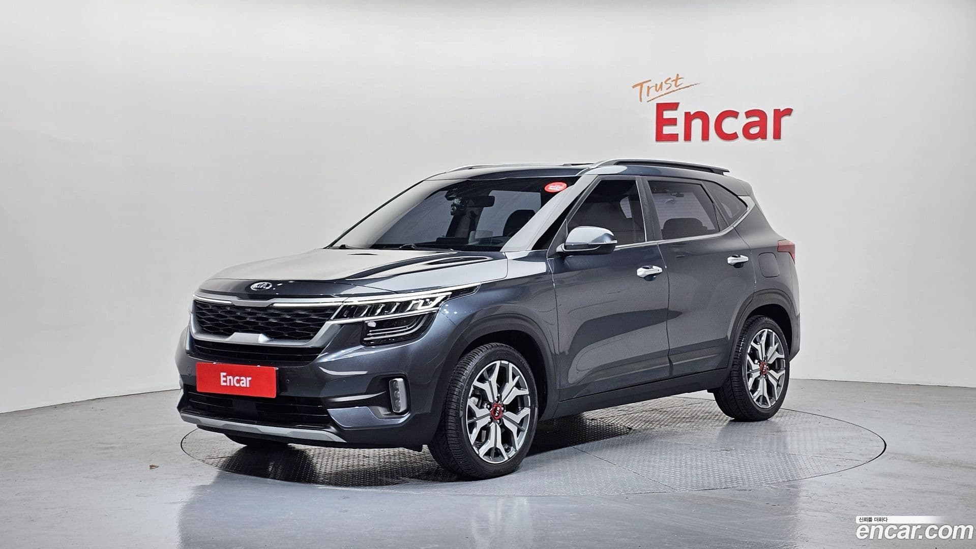 Main__Slider__Photo:Seltos Kia 2019.9-0