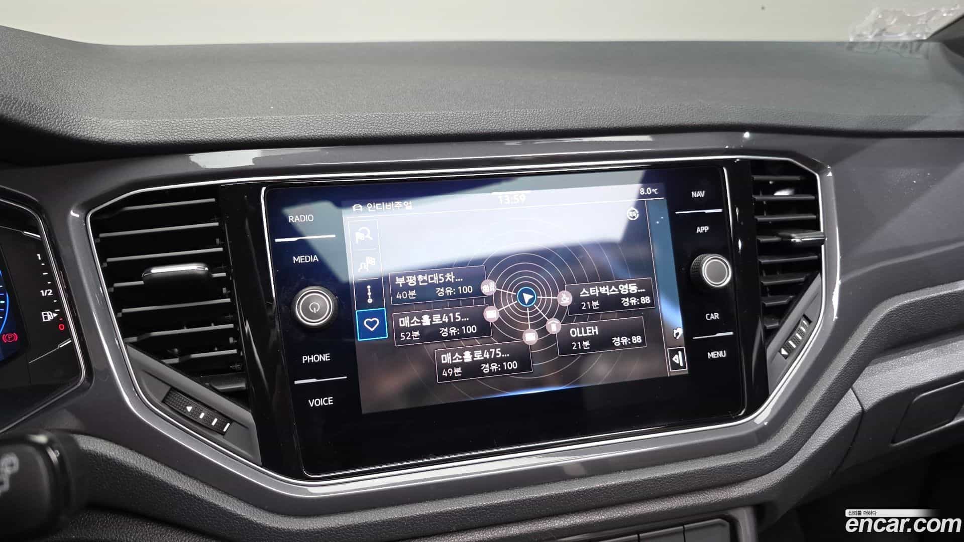 T-Roc Volkswagen 2022.1-OPTION-019