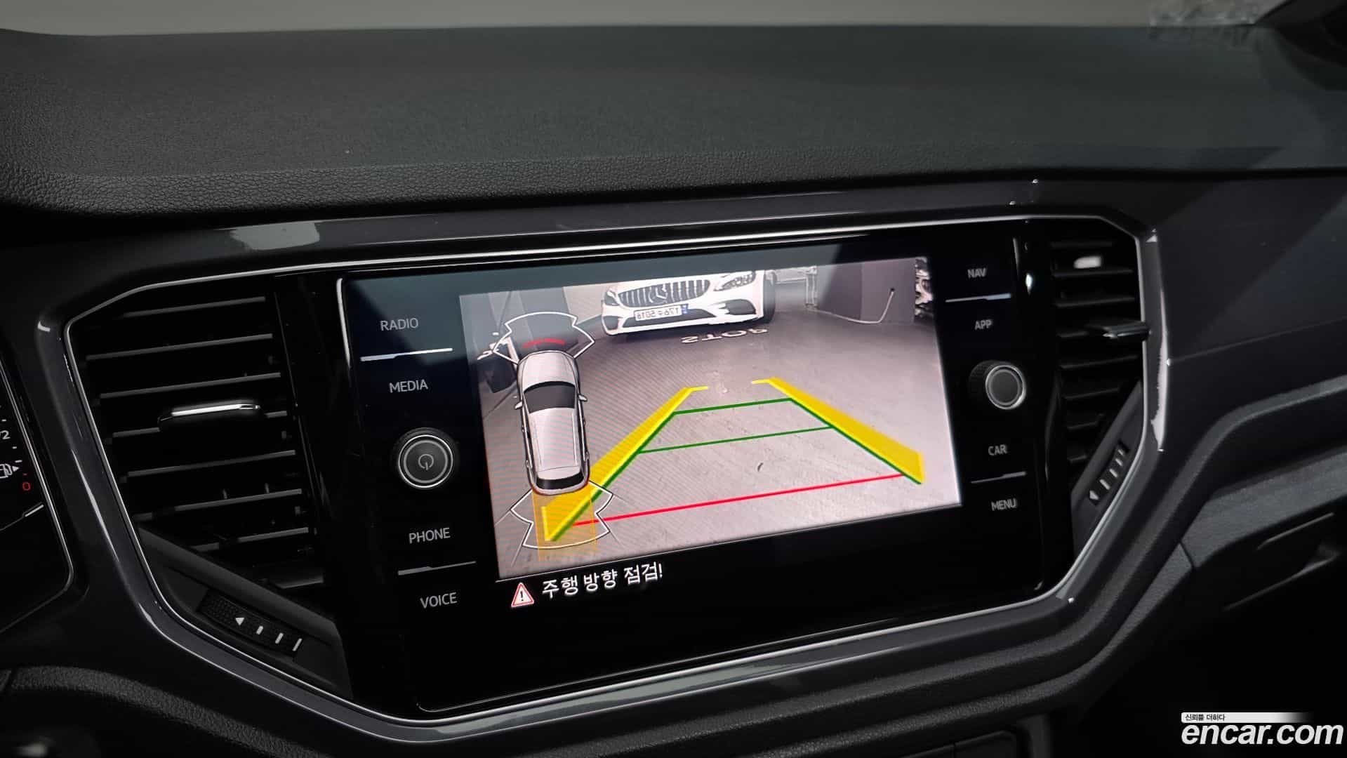 T-Roc Volkswagen 2022.1-OPTION-020