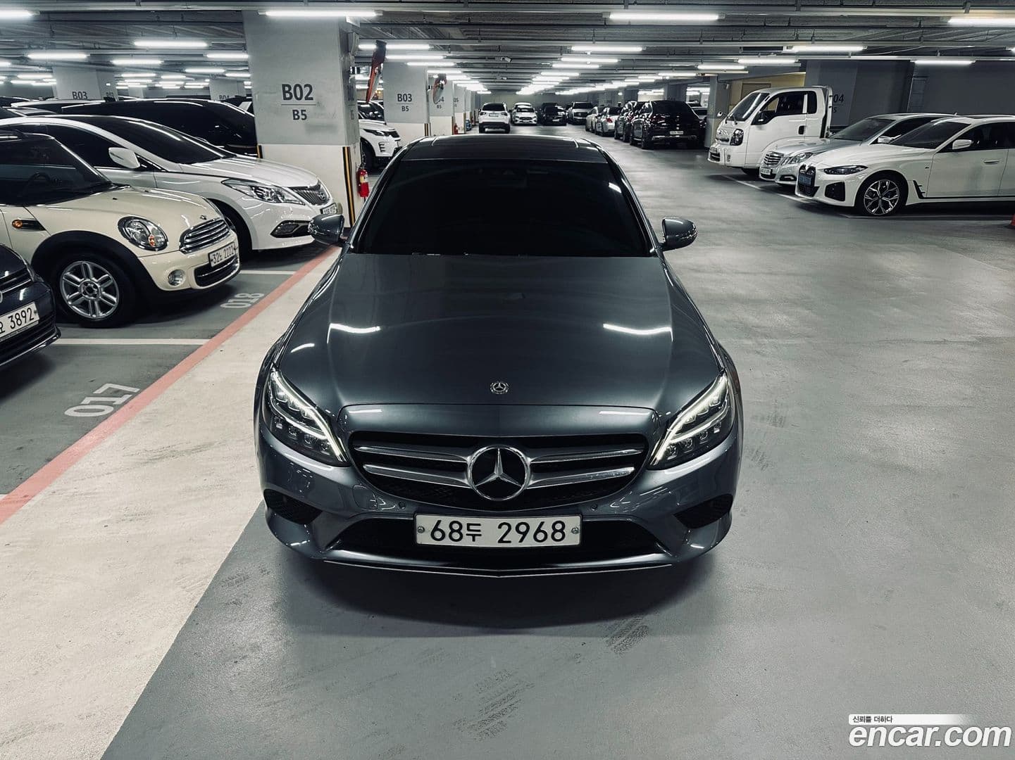Main__Slider__Photo:C-Class Mercedes-Benz 2019.3-2