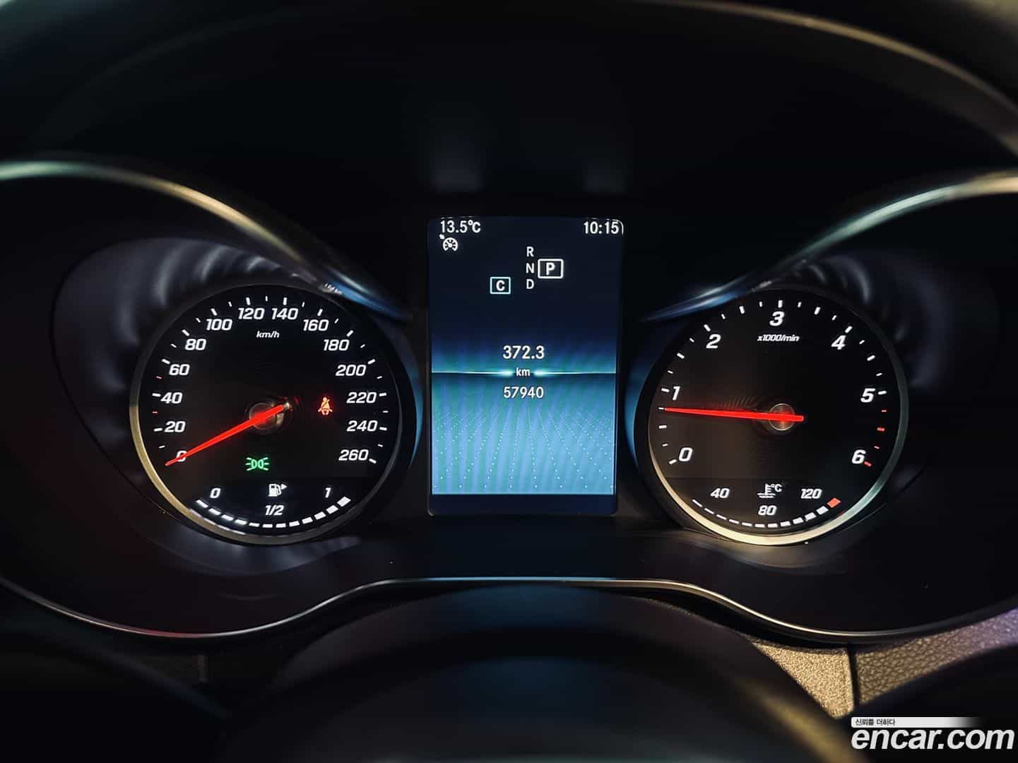 C-Class Mercedes-Benz 2019.3-INNER-008