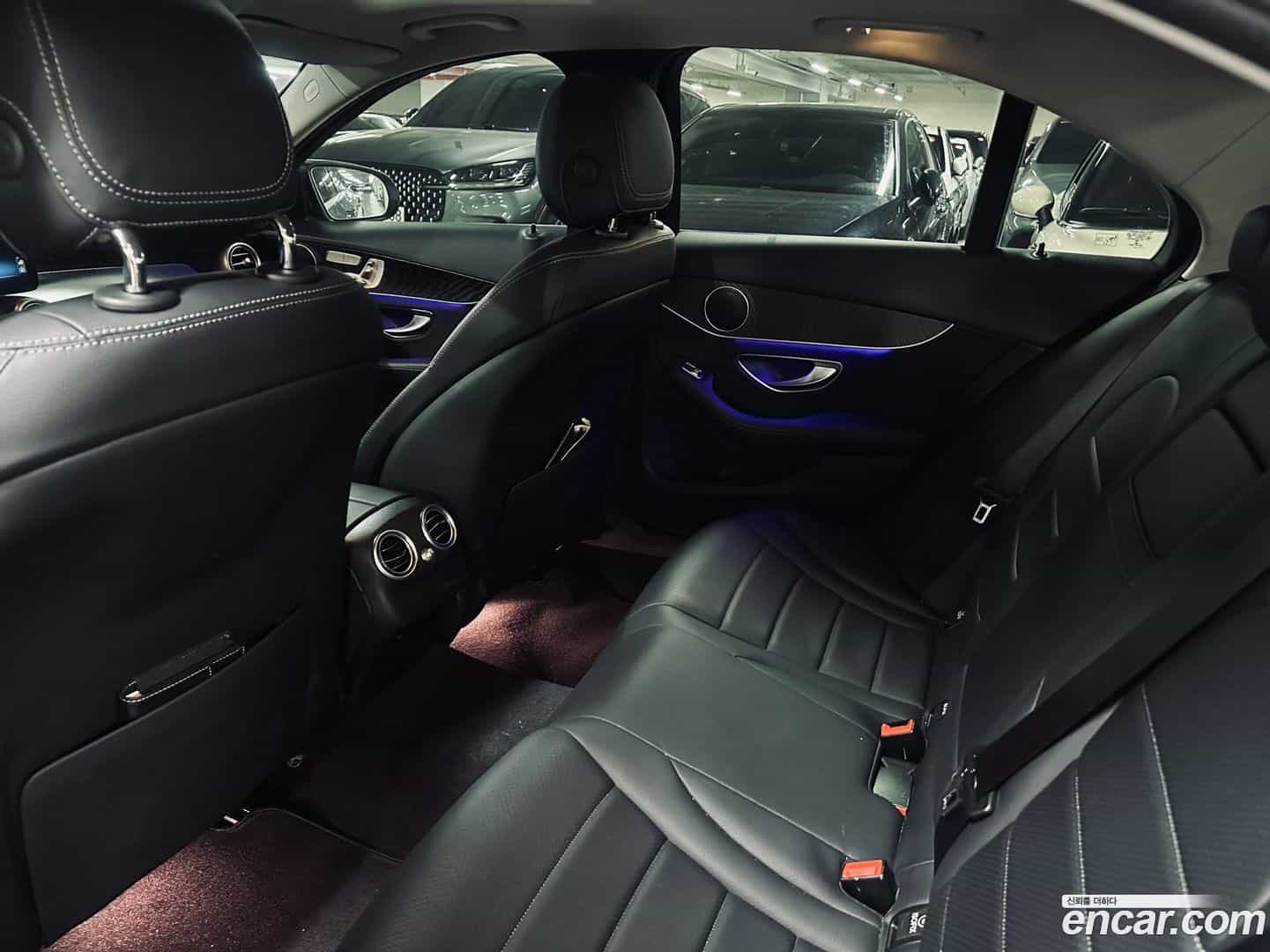 C-Class Mercedes-Benz 2019.3-OPTION-015