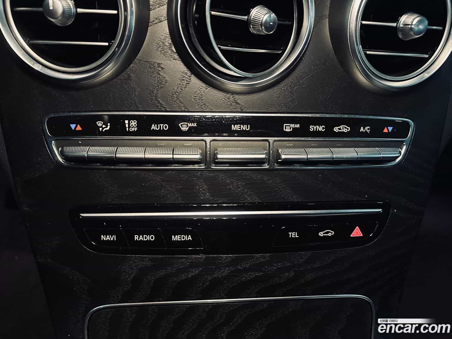 C-Class Mercedes-Benz 2019.3-OPTION-017