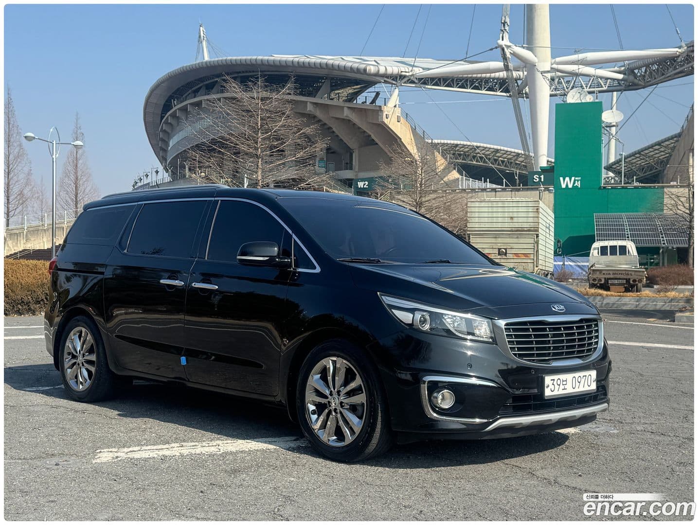 Main__Slider__Photo:Canival Kia 2016.1-0