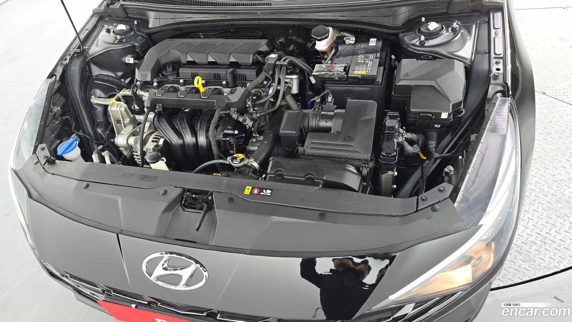 AVANTE Hyundai 2022.0-INNER-006