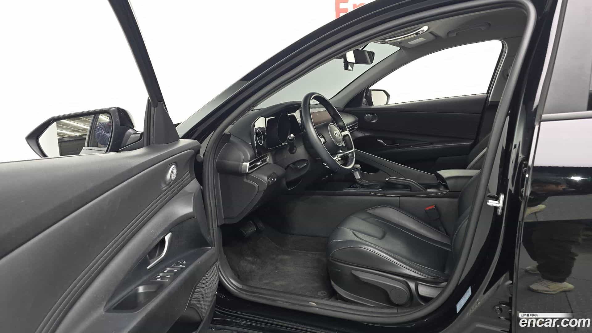 AVANTE Hyundai 2022.0-INNER-010