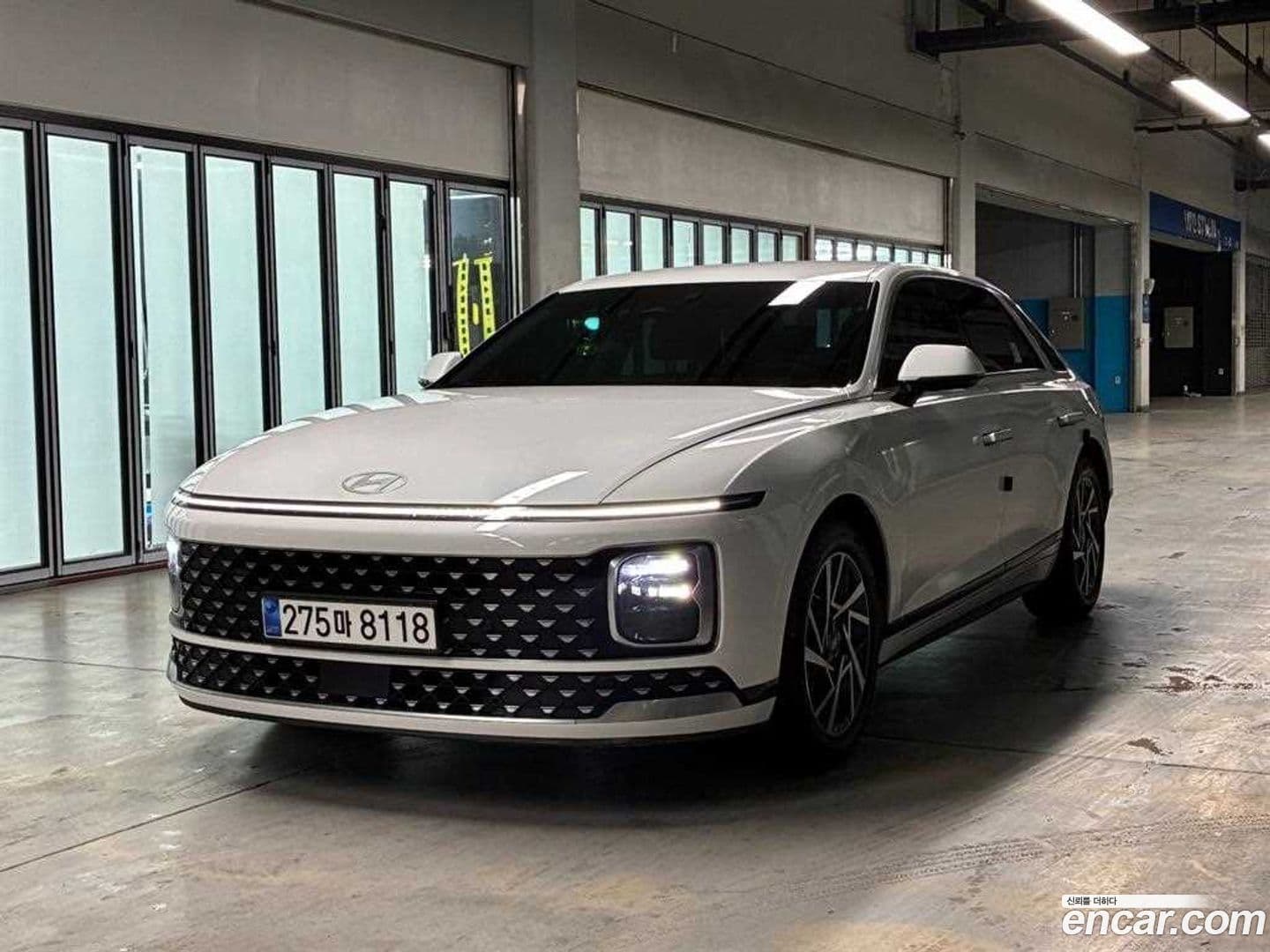 Main__Slider__Photo:Grandeur Hyundai 2024.0-0