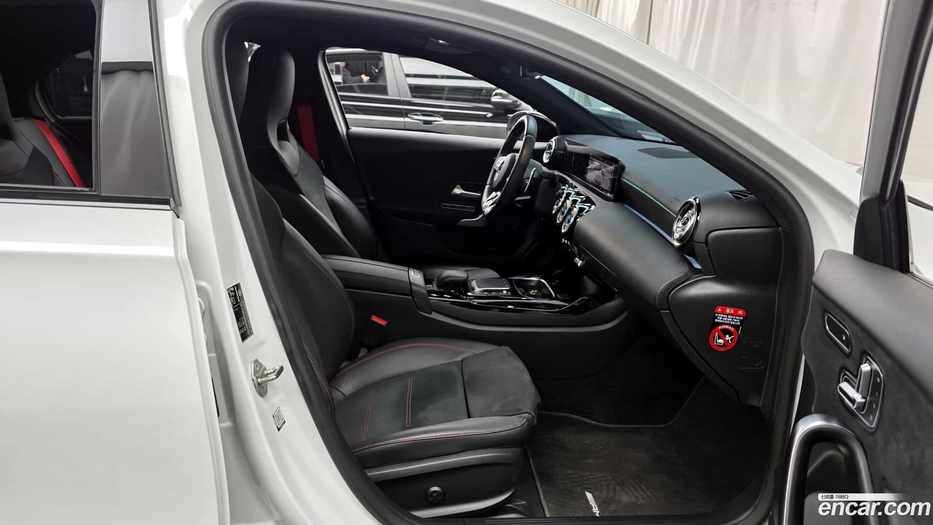 A-Class Mercedes-Benz 2022.7-OPTION-015