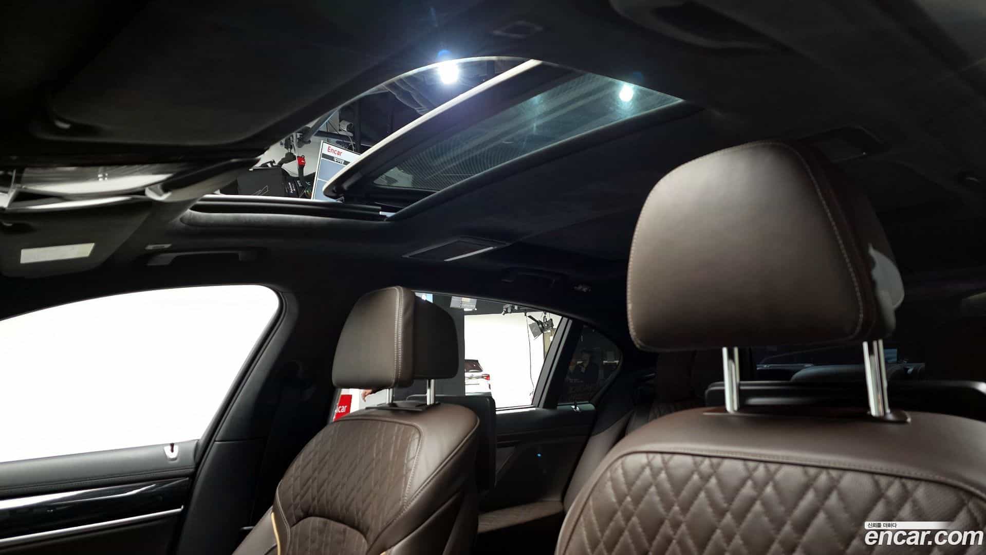 7-Series BMW 2021.5-OPTION-023