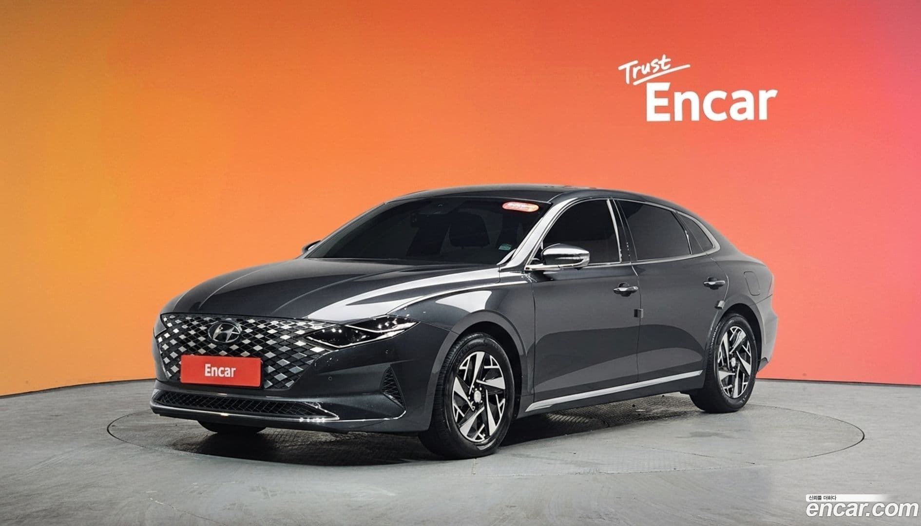 Main__Slider__Photo:Grandeur Hyundai 2020.11-0