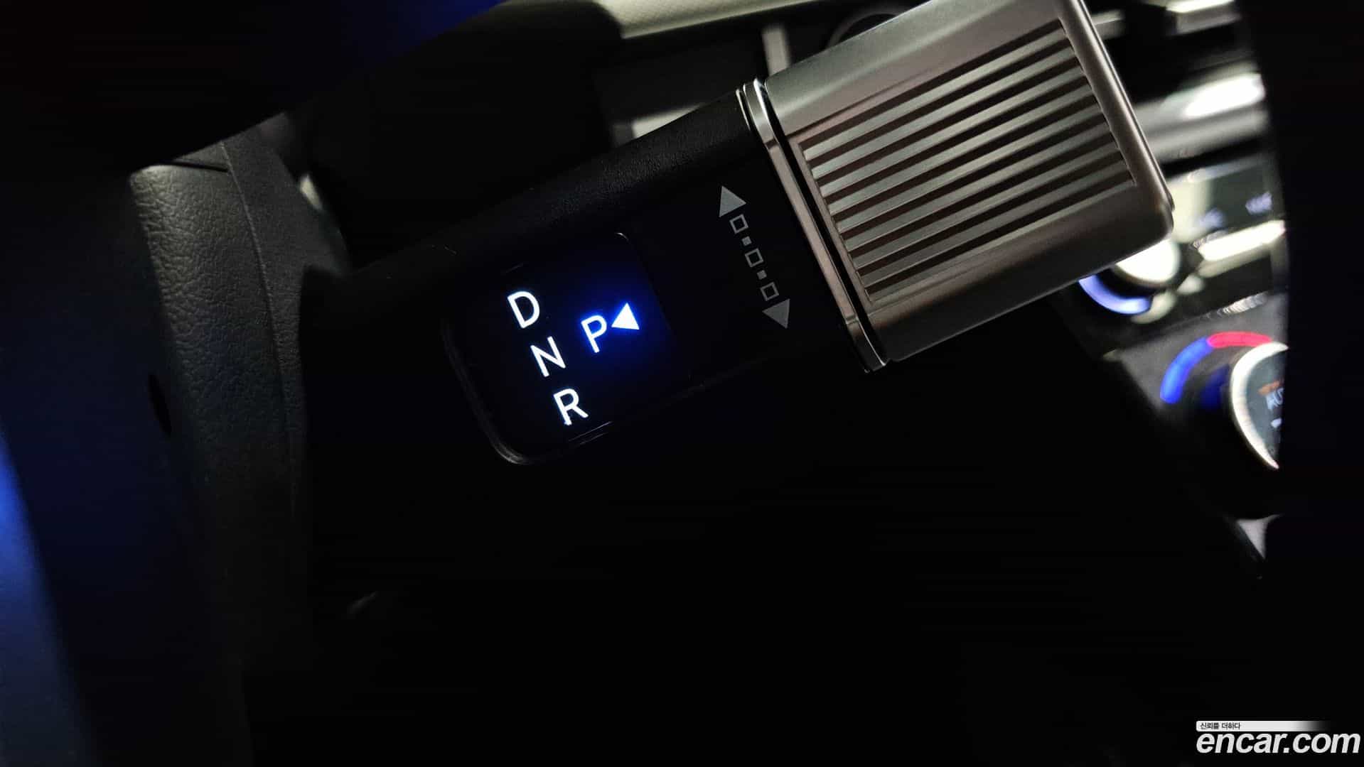 Santafe Hyundai 2023.11-INNER-009