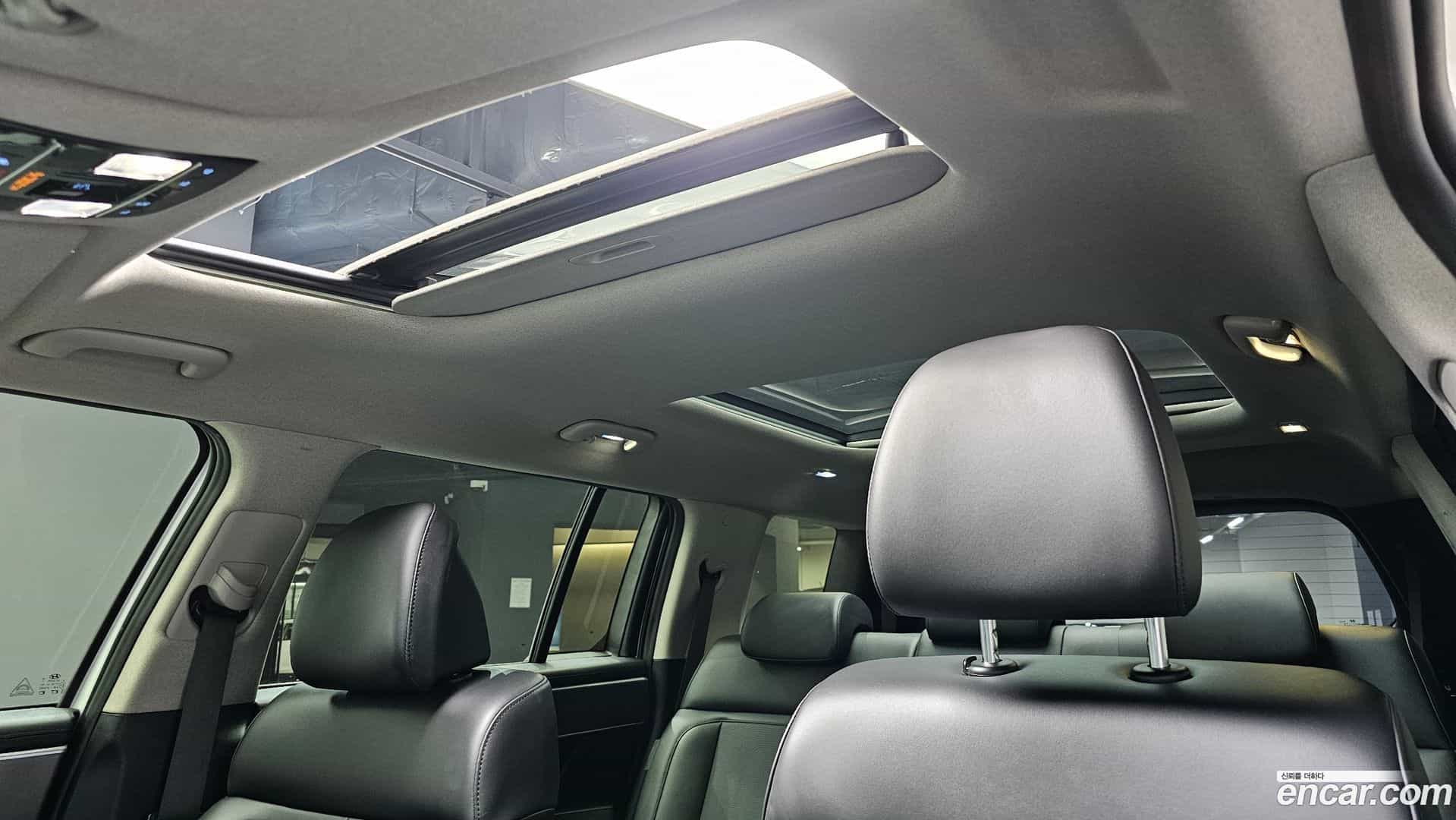 Santafe Hyundai 2023.11-OPTION-020