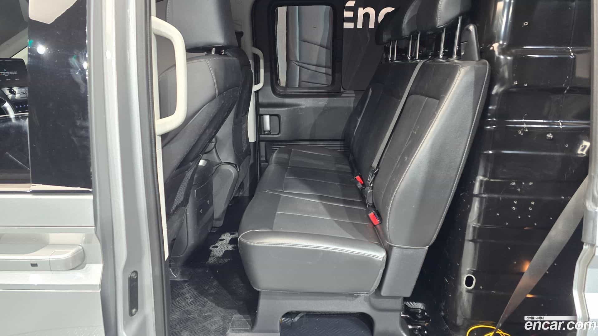 Staria Hyundai 2021.10-OPTION-016
