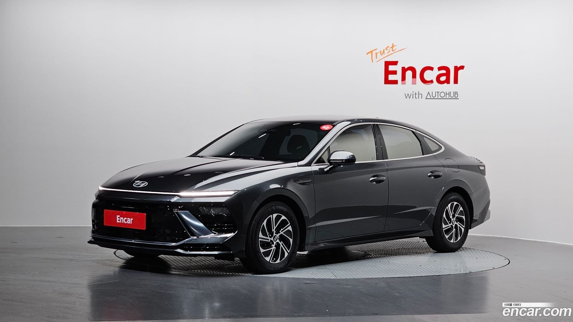 Main__Slider__Photo:Sonata Hyundai 2024.8-0