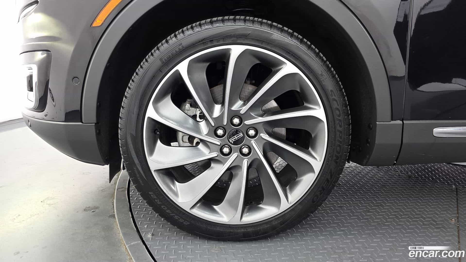 Nautilus Lincoln 2020.5-OUTER-005