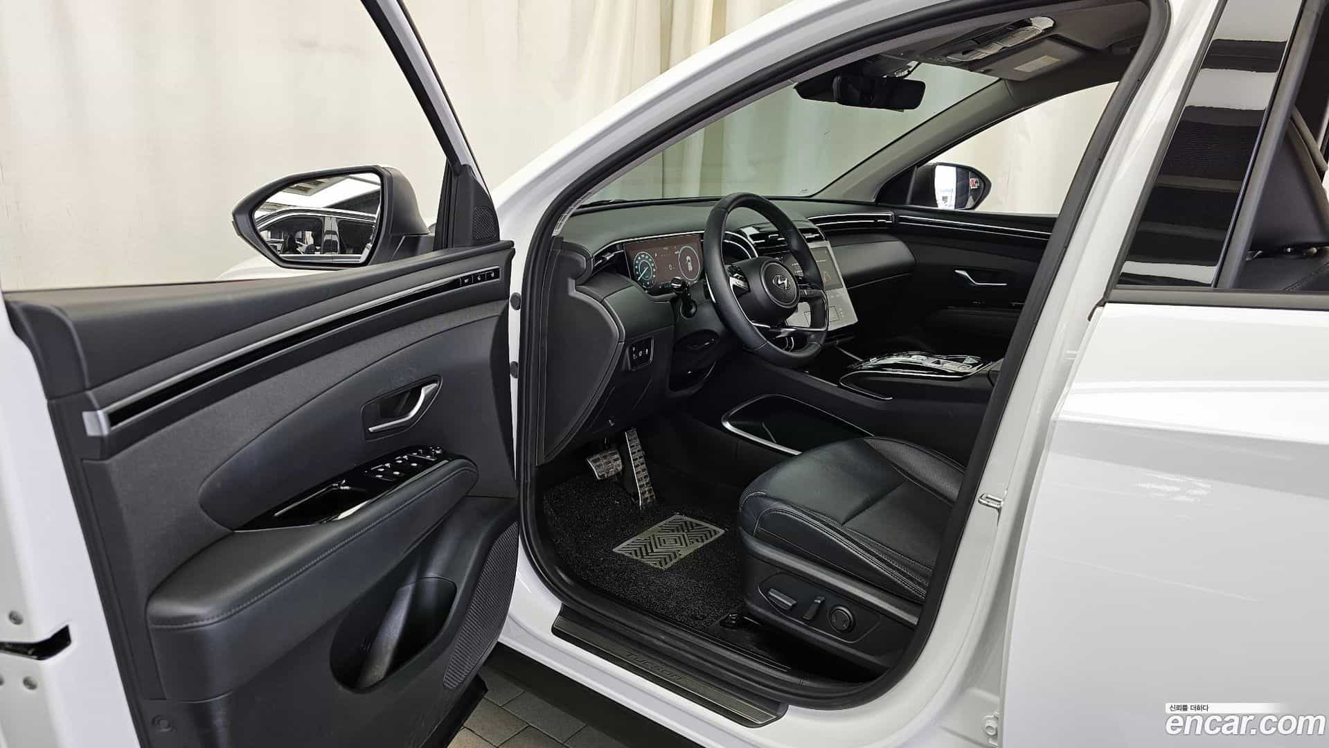 Tucson Hyundai 2021.1-INNER-010
