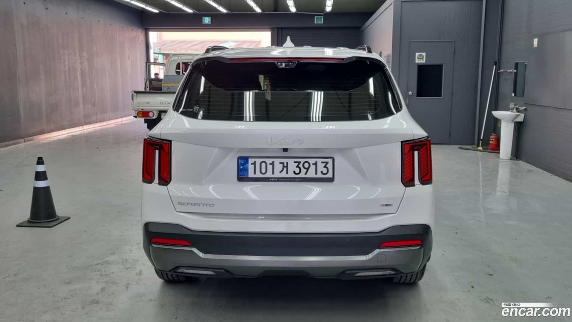 Sorento Kia 2023.9-OUTER-004