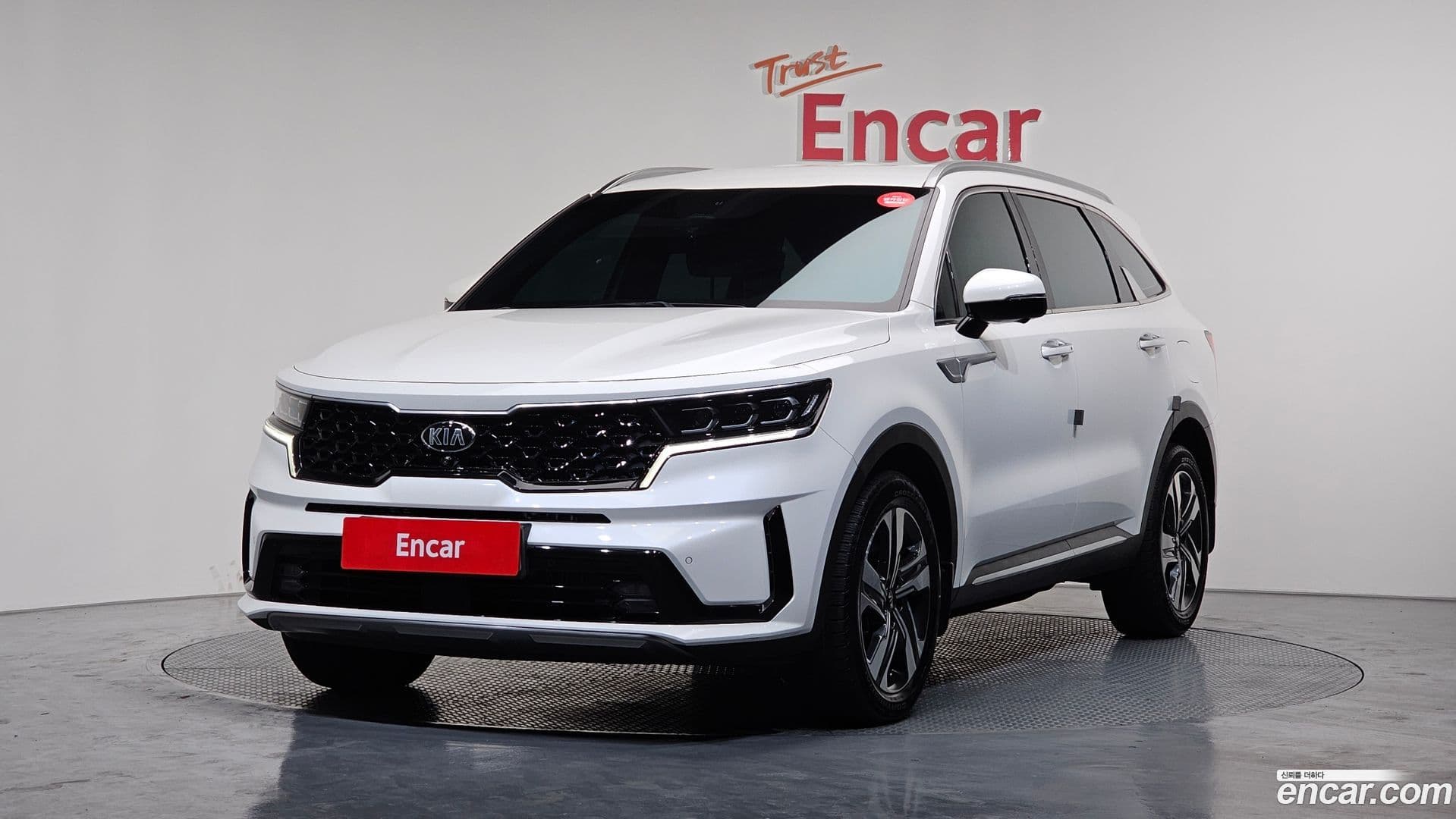 Main__Slider__Photo:Sorento Kia 2021.1-0