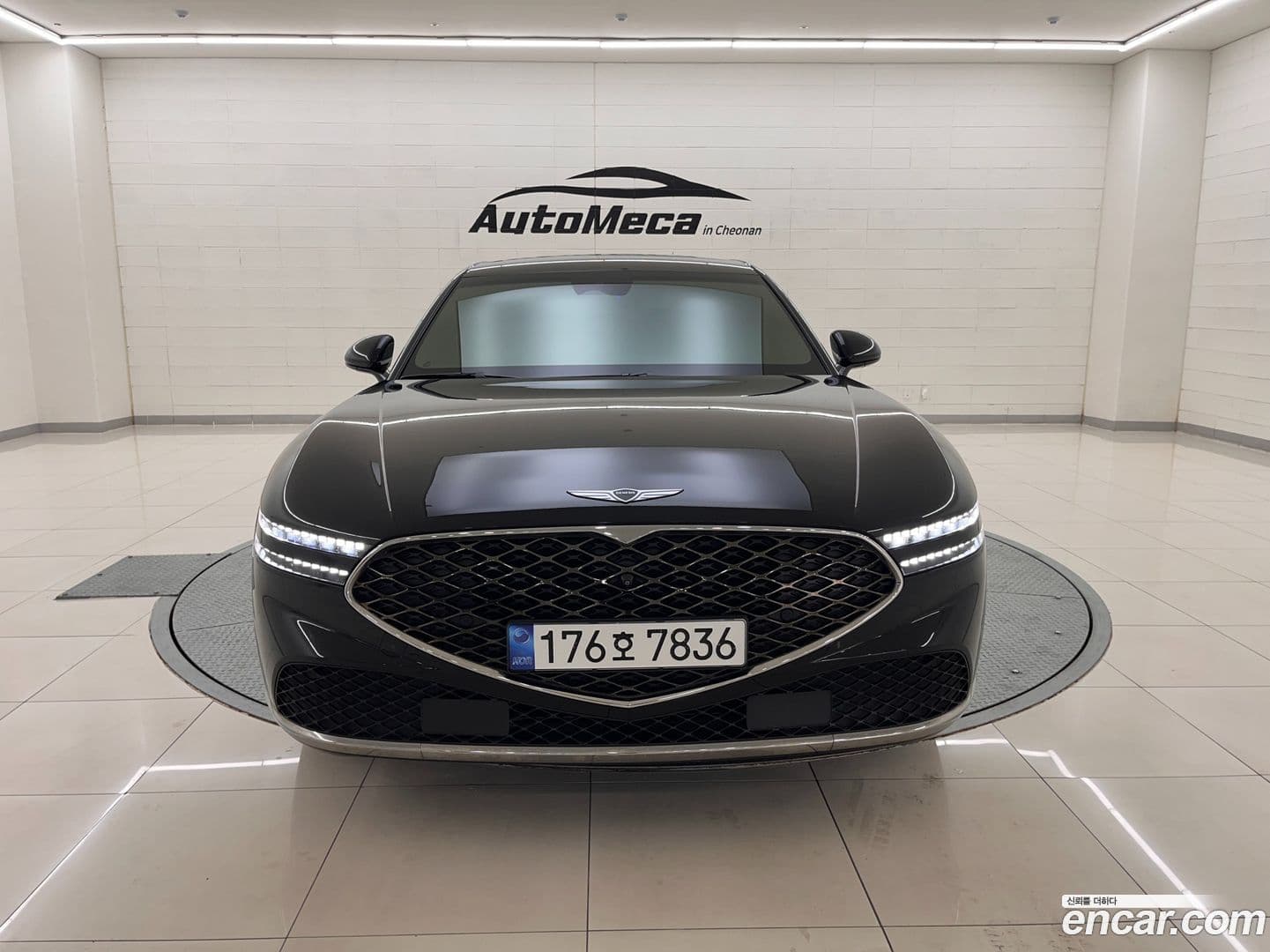 Main__Slider__Photo:G90 Genesis 2022.2-0