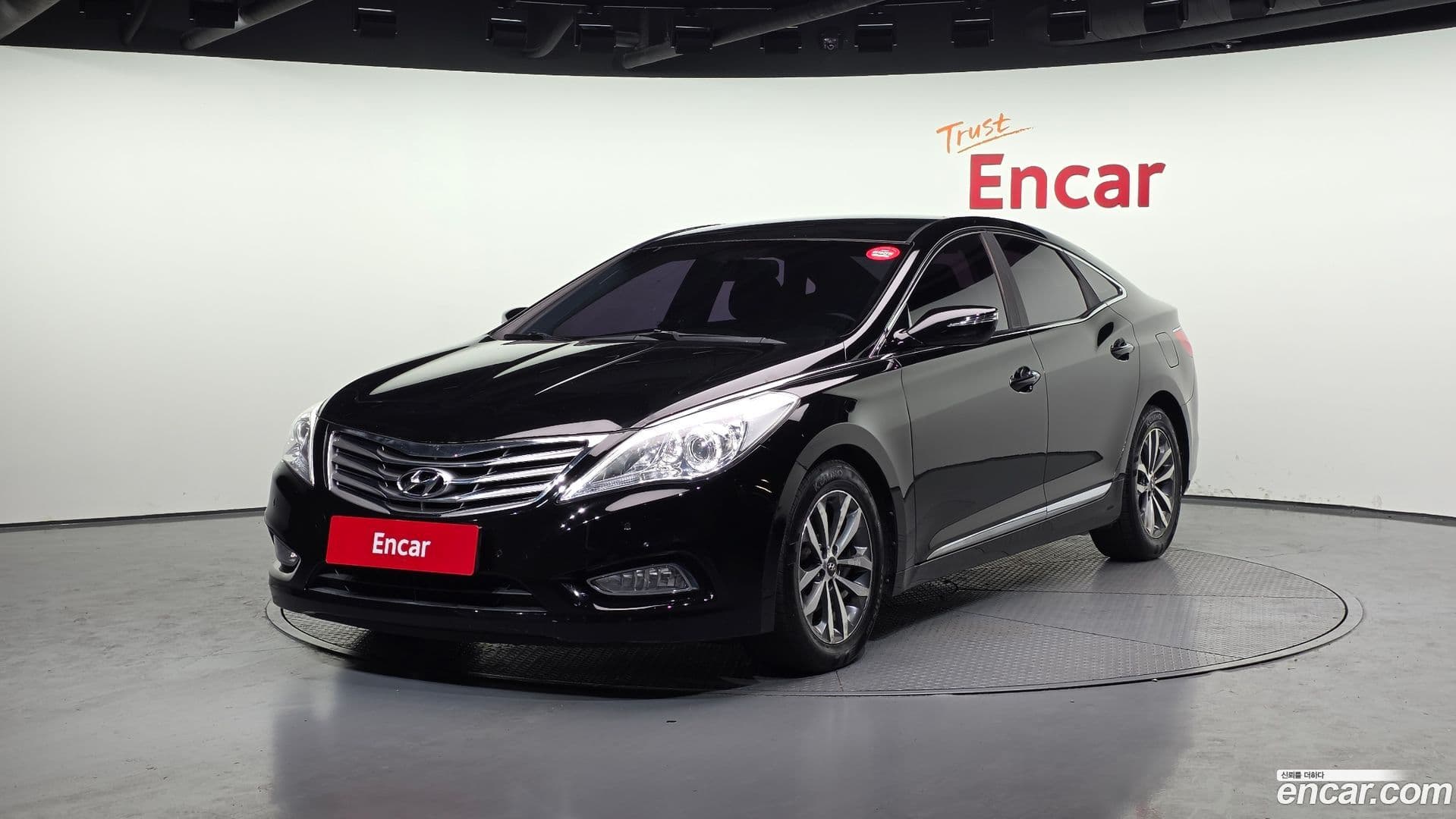 Main__Slider__Photo:Grandeur Hyundai 2012.6-0