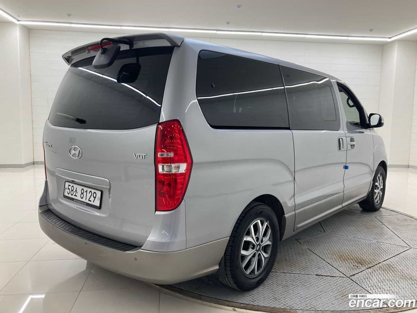 Starex Hyundai 2019.1-OUTER-002