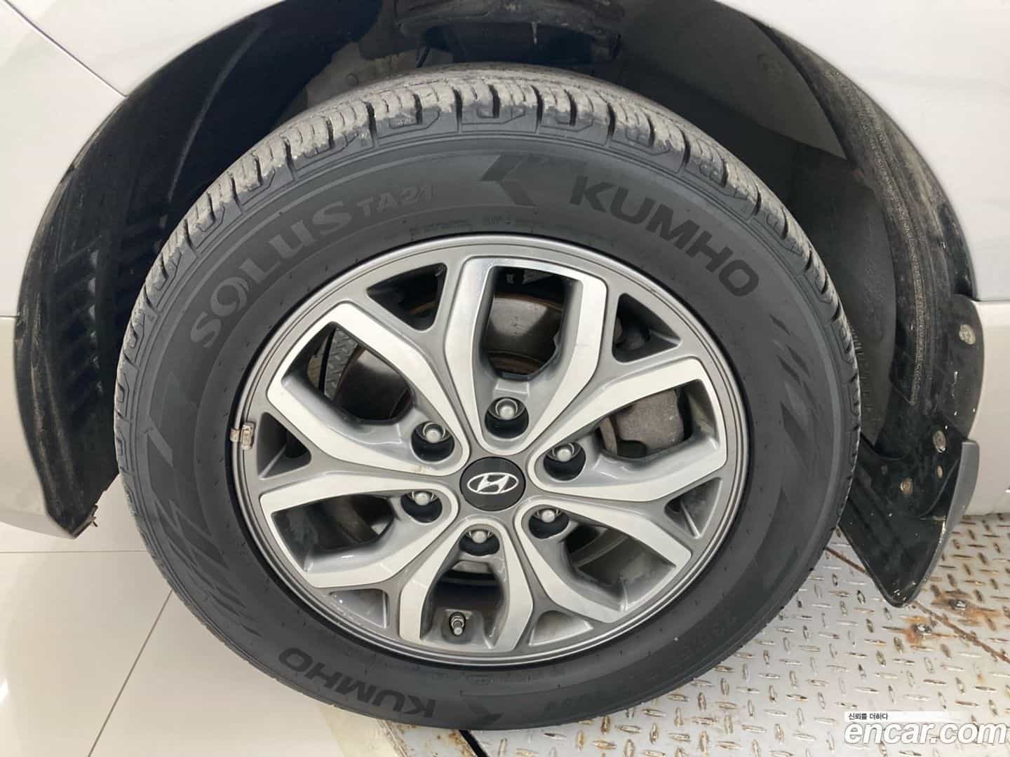 Starex Hyundai 2019.1-OUTER-005