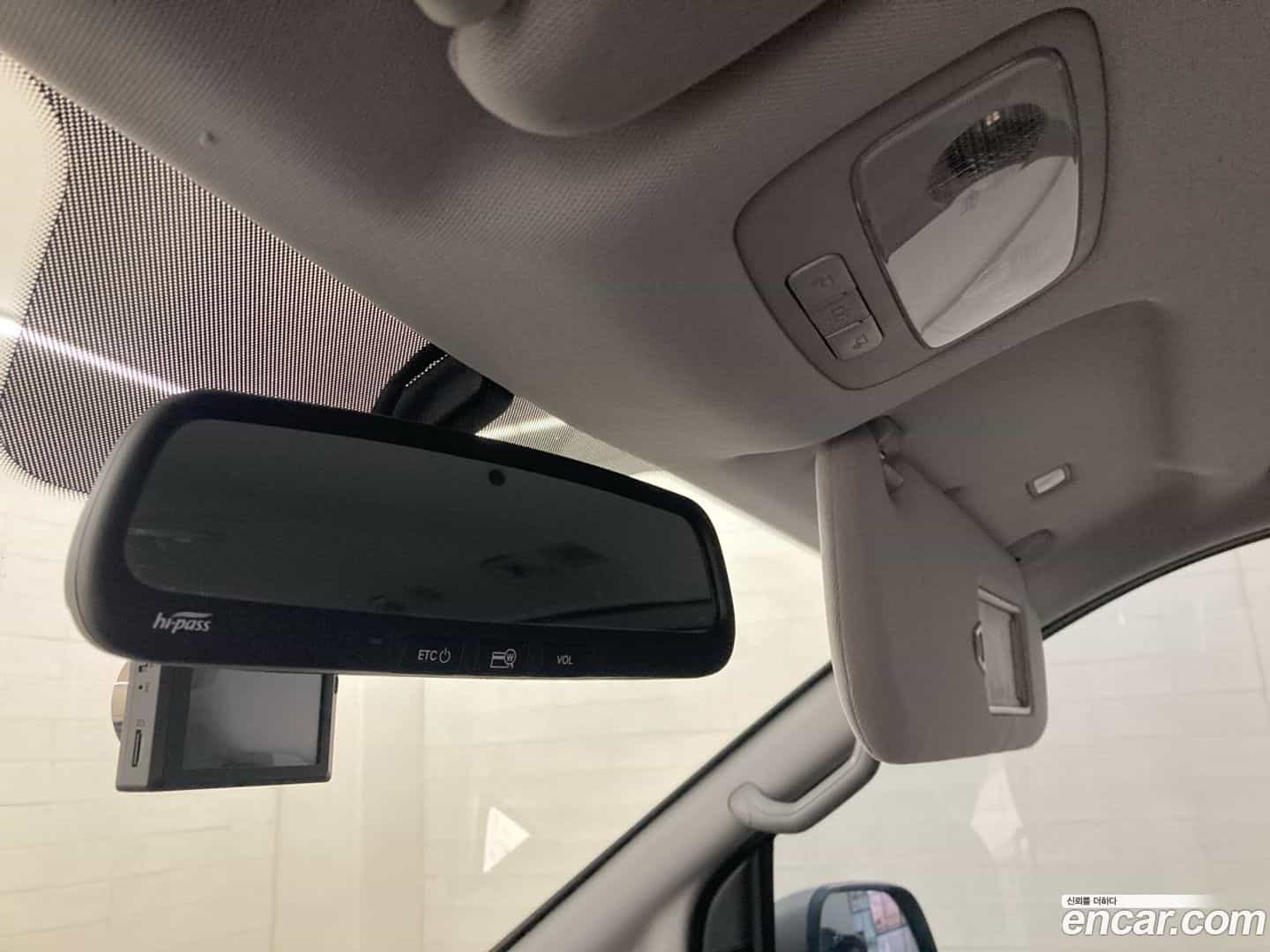 Starex Hyundai 2019.1-OPTION-020