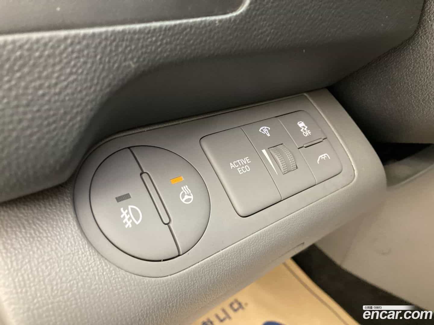 Starex Hyundai 2019.1-OPTION-022
