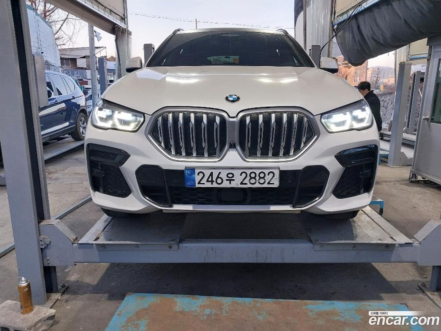 Main__Slider__Photo:X6 BMW 2022.9-0