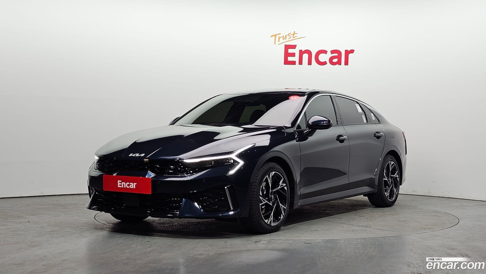 Main__Slider__Photo:K5 Kia 2025.2-0