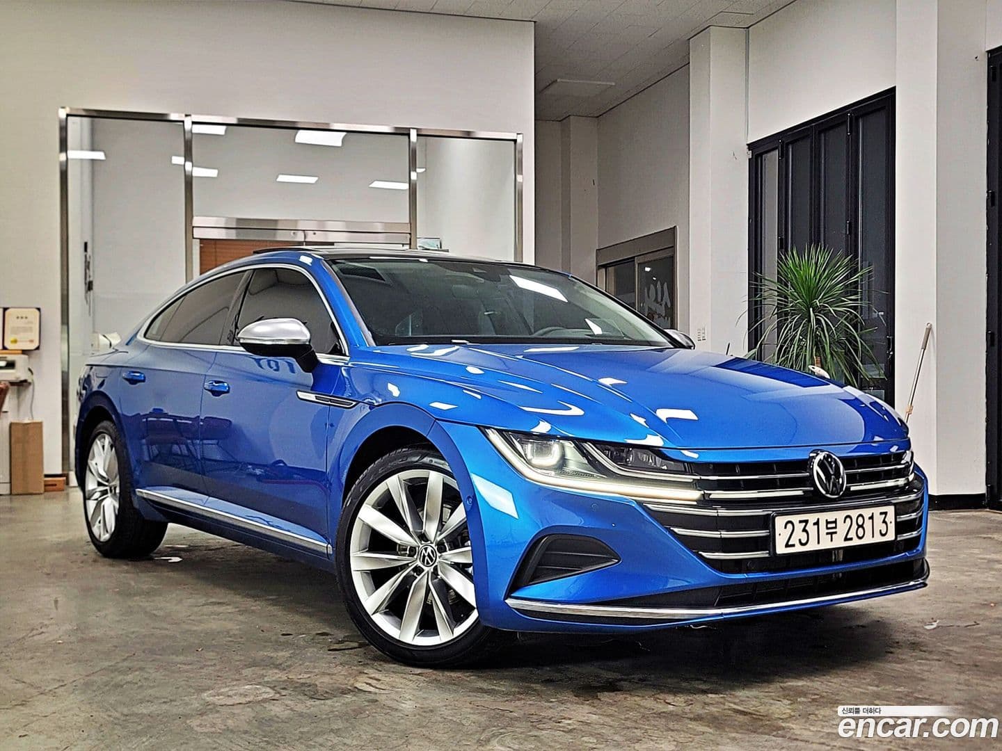 Main__Slider__Photo:Arteon Volkswagen 2023.10-0