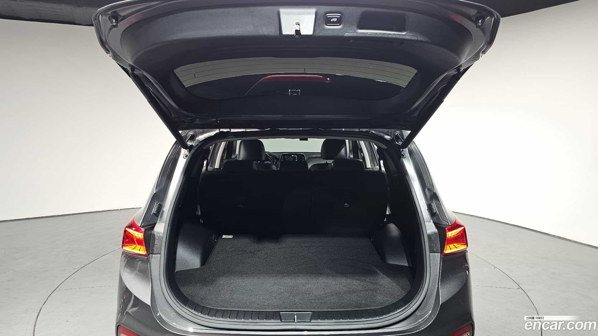 Santafe Hyundai 2020.6-OPTION-024