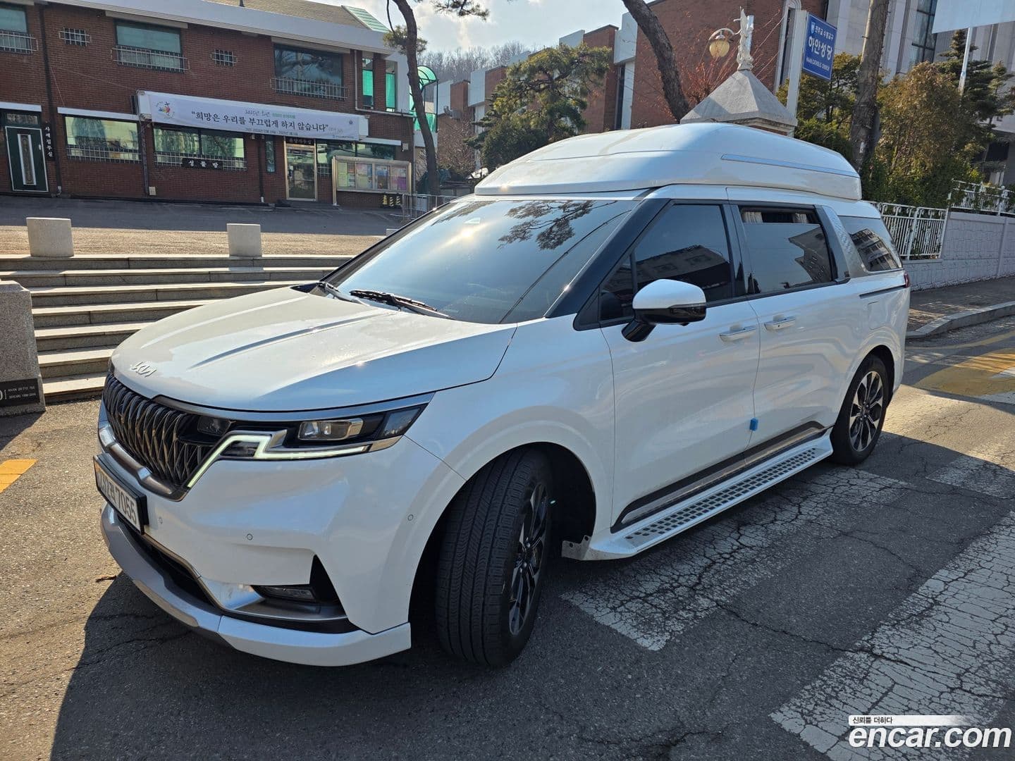 Main__Slider__Photo:Canival Kia 2023.11-0